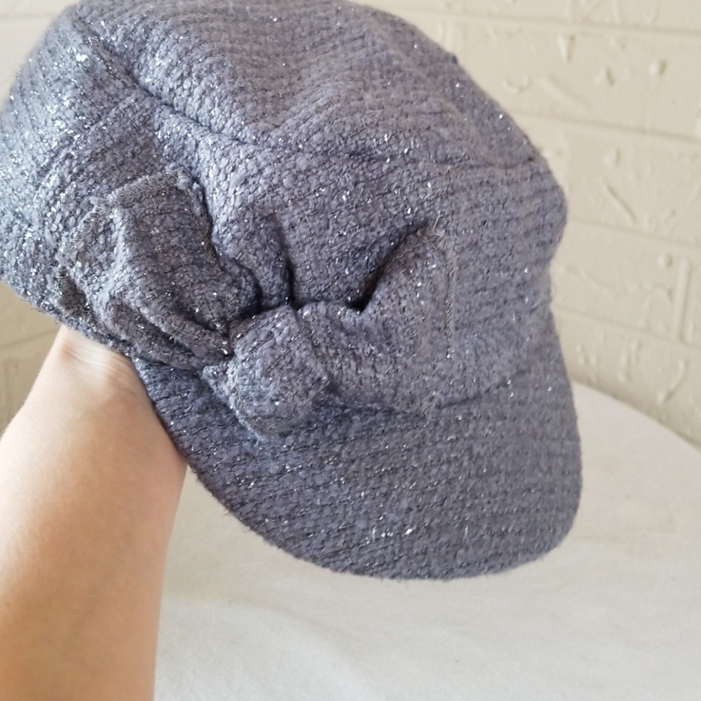 Grey newsboy hat